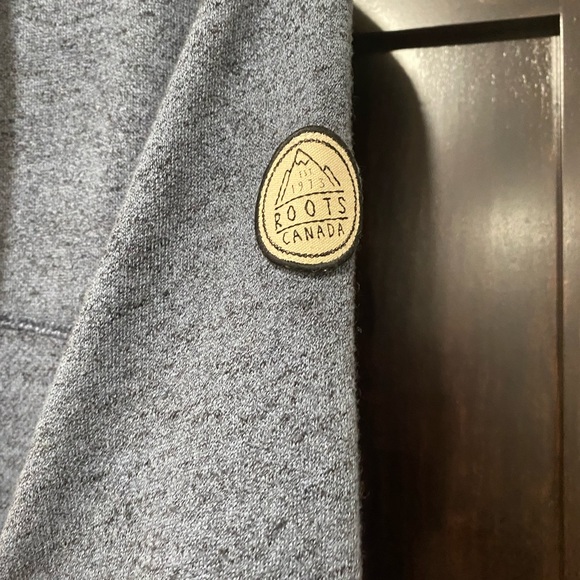 Roots Men's 1/4 Zip Hoodie - Medium - Picture 3 of 5
